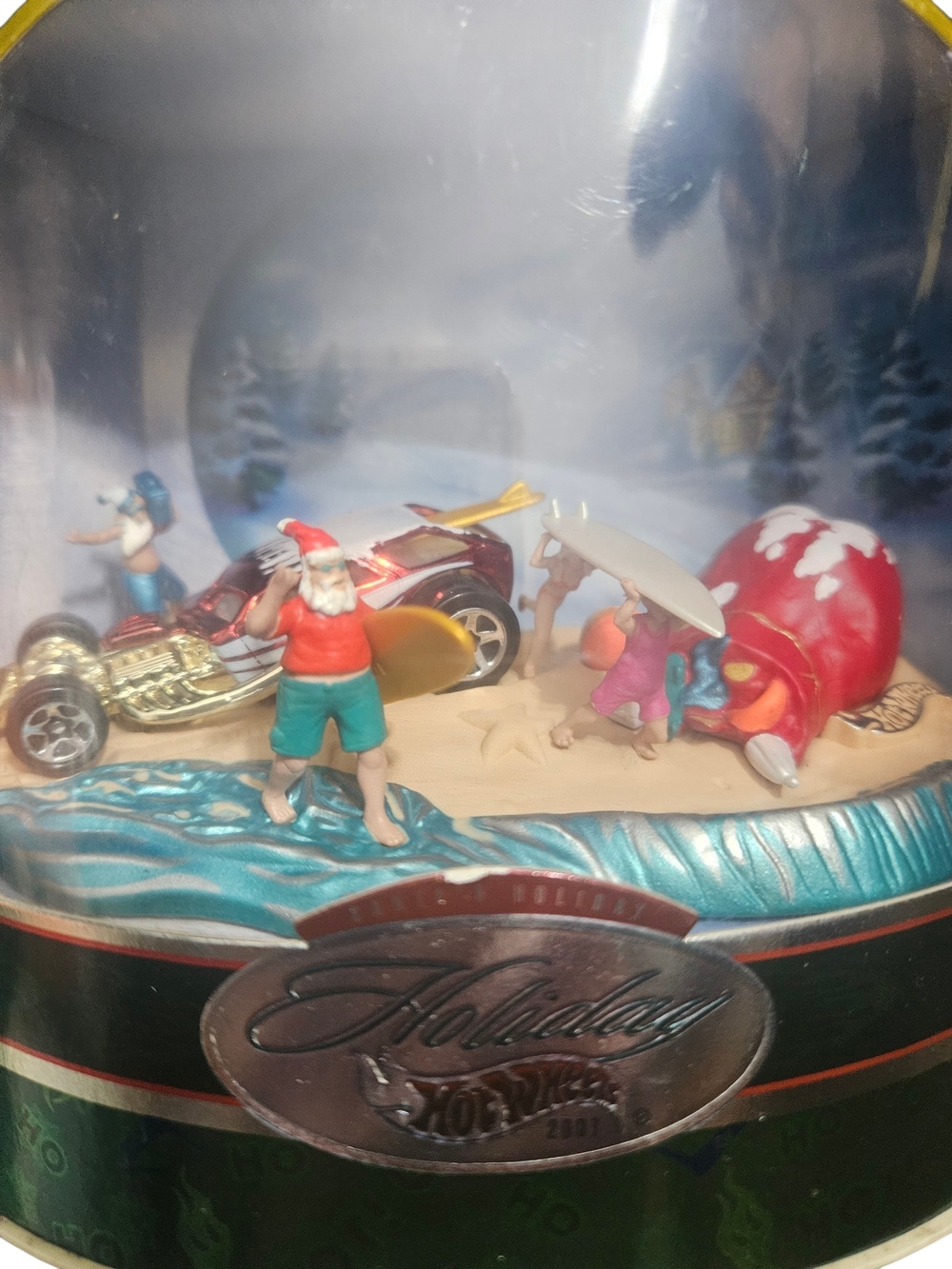 Mattel Hot Wheels Collectibles 2000 Holiday Hauler & 2001 Santa's Holiday Surf - Picture 5 of 6